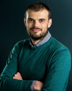 Vasilis Karkatzounis